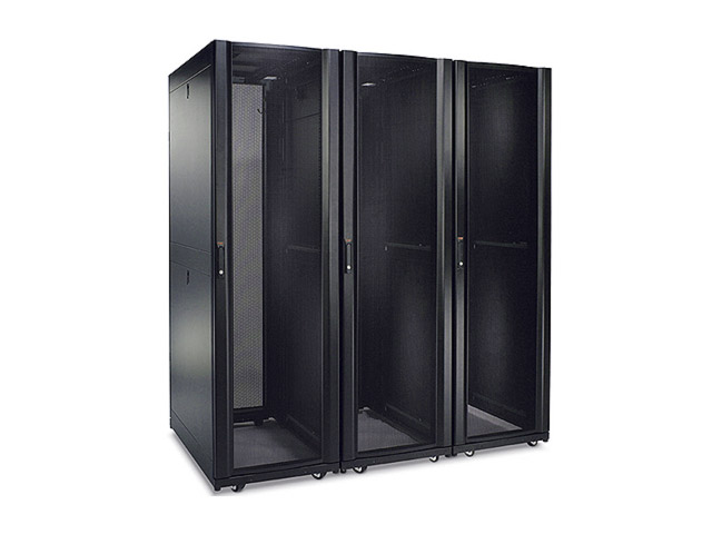 Шкафы APC NetShelter